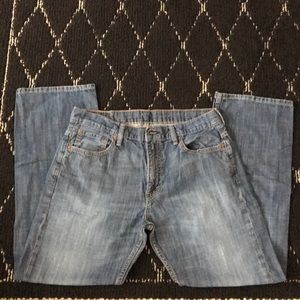 Levi’s 569 jeans